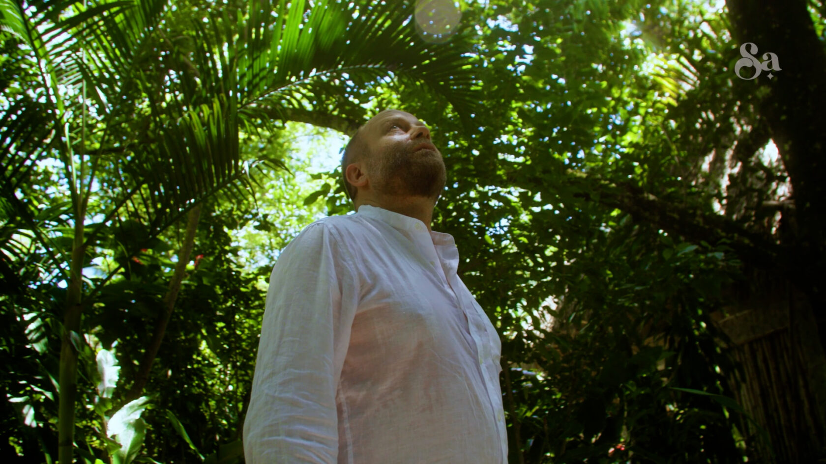 SAMANA_HEIST_PRORES_po kolorze.00_05_57_17.Still013