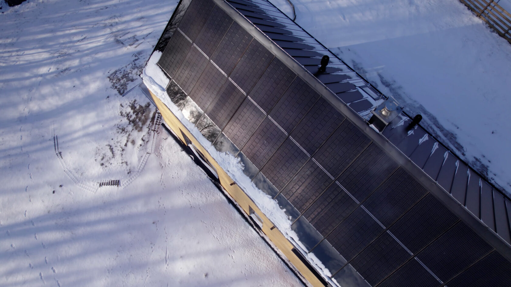 sunroof_poznan_bez napisow_tylko audio lektor.00_04_57_05.Still013