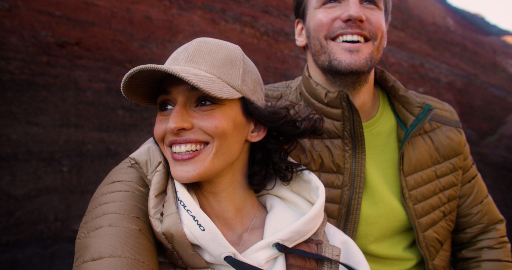 volcano_domki__prores 444_no logo_08_02_2023.00_00_45_05.Still014