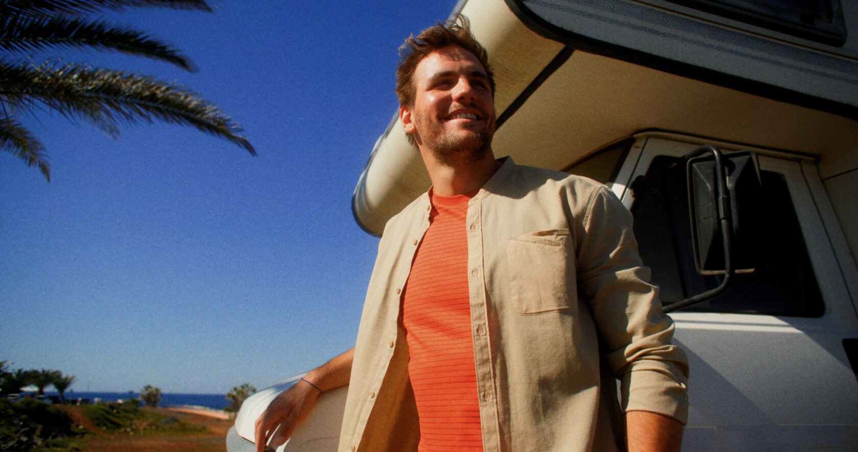 volcano_domki__prores 444_no logo_08_02_2023.00_01_26_04.Still026