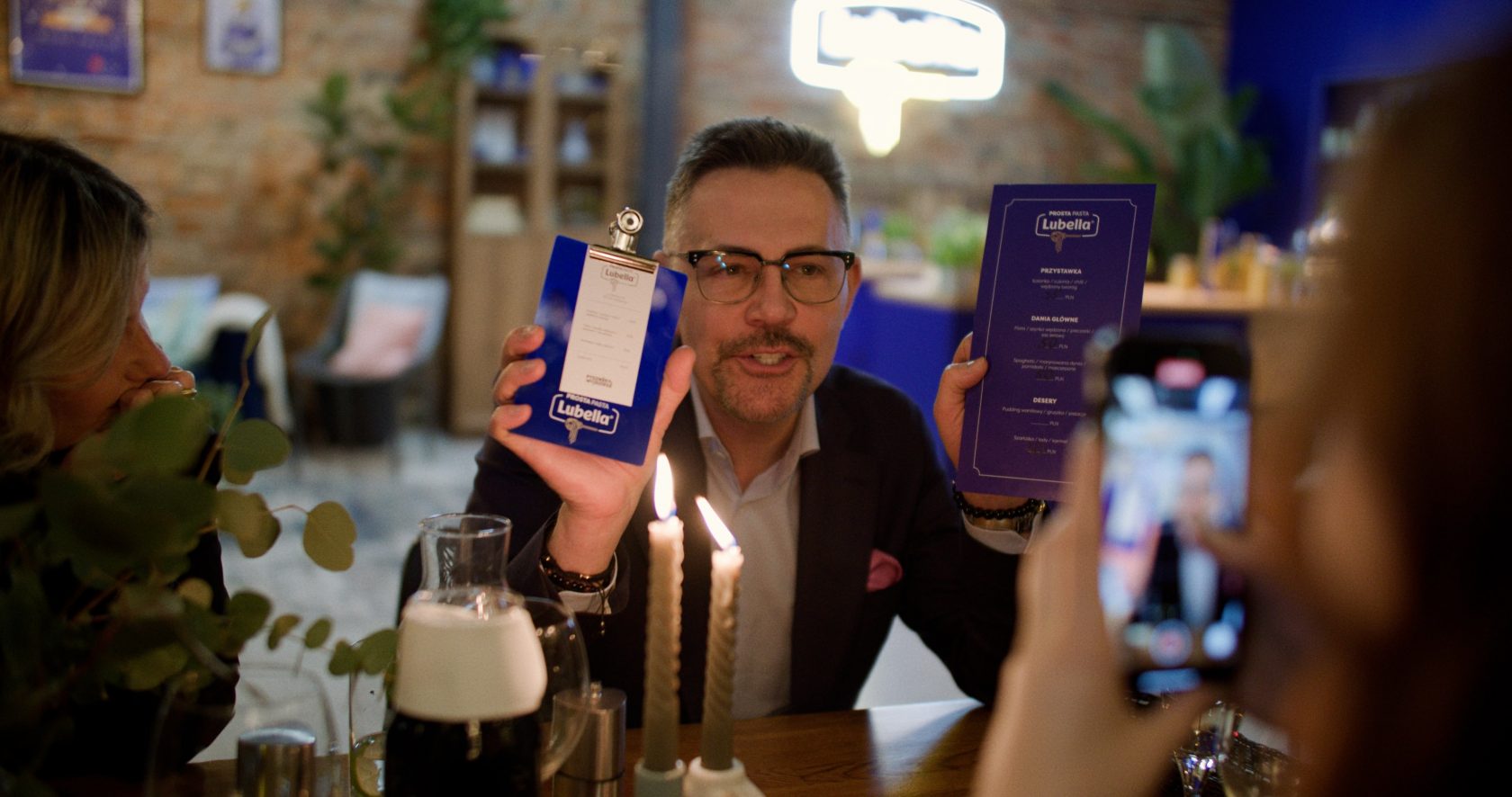 edit_film_30 sek_opcja_nr_2_20_02_2024_v3.00_00_20_12.Still006-min